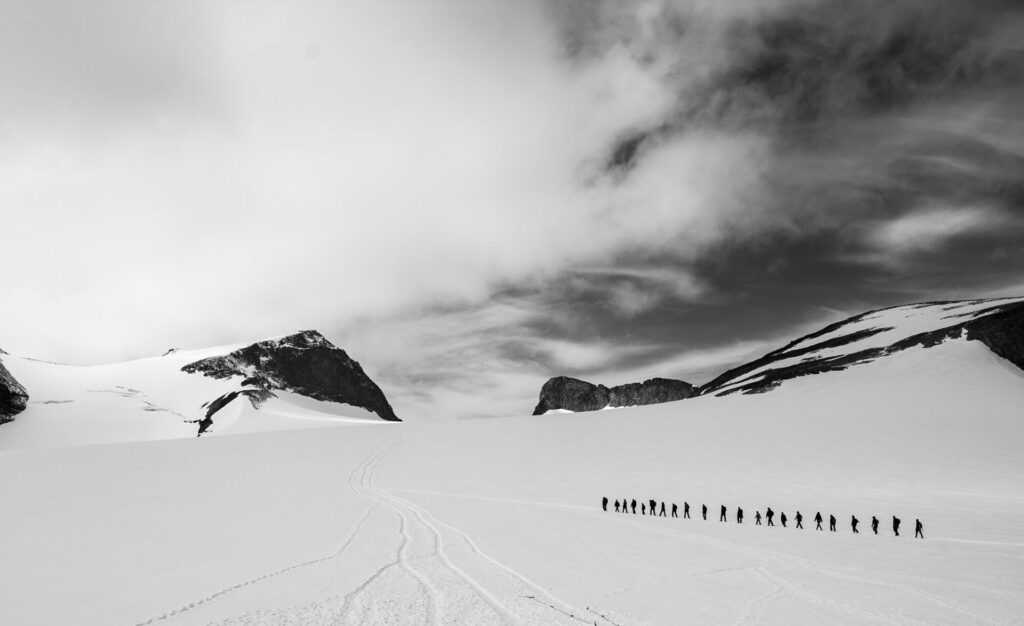 "Brevandring til Galdhøpiggen" - Fotograf Veronika Stuksrud. Premiert i Laugskonkurransen 2021. 